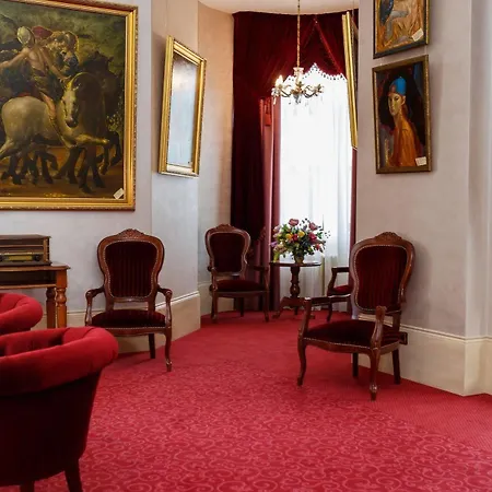 Royal Golf Отель 4*